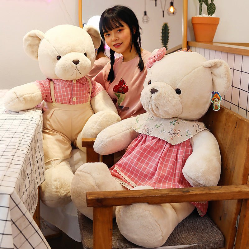 Mr. and Mrs Beary |  Giant Teddy Bear Couple